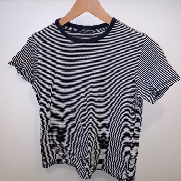 Brandy Melville Top - Picture 1 of 2